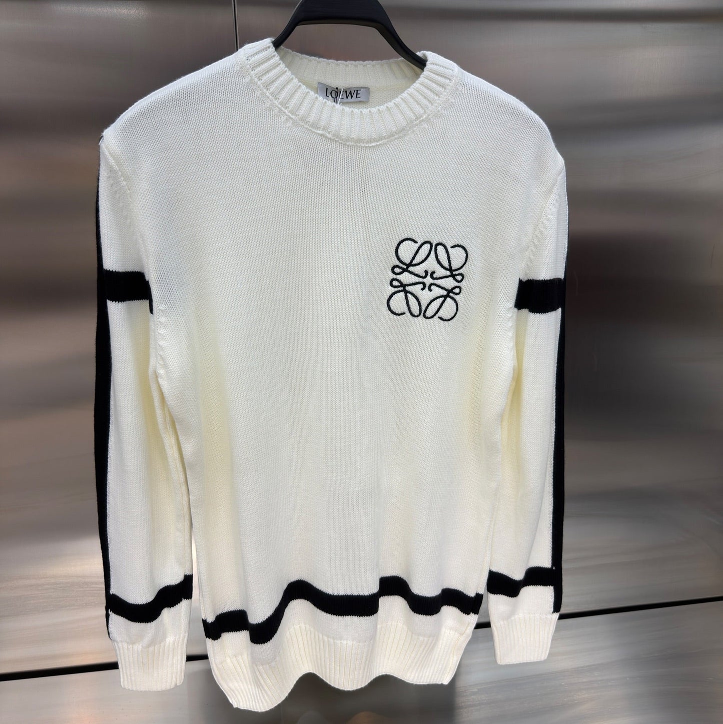 LOEWE- DOT Made